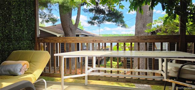 1192 State Route 52 2 A, Loch Sheldrake, NY 12759