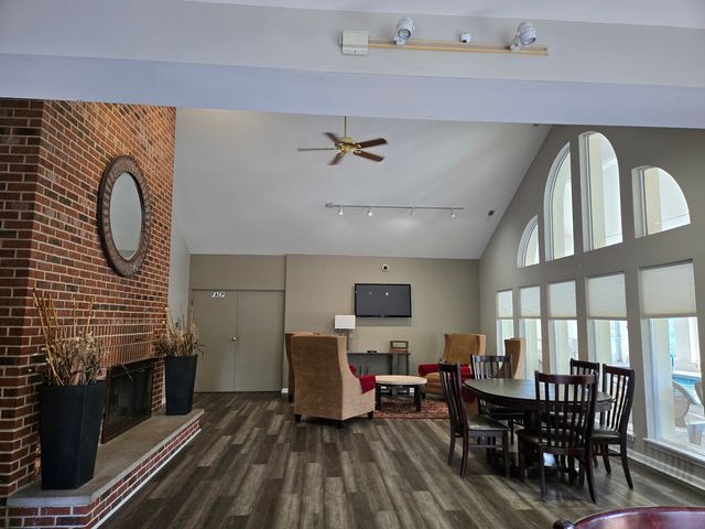 1955 N Stillwater Road 0, Arlington Heights, IL 60004