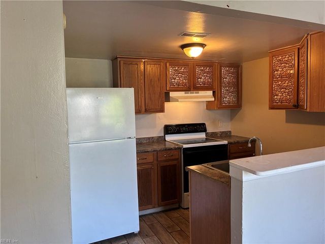 3857 Schooner TRL, Chesapeake, VA 23321