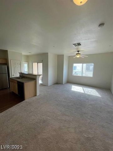6316 BEIGE BLUFF Street 201, North Las Vegas, NV 89081