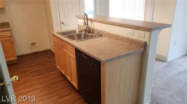 6316 BEIGE BLUFF Street 201, North Las Vegas, NV 89081