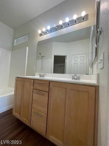 6316 BEIGE BLUFF Street 201, North Las Vegas, NV 89081