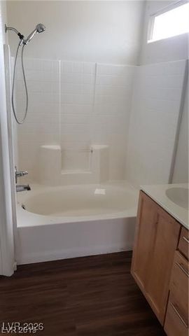 6316 BEIGE BLUFF Street 201, North Las Vegas, NV 89081