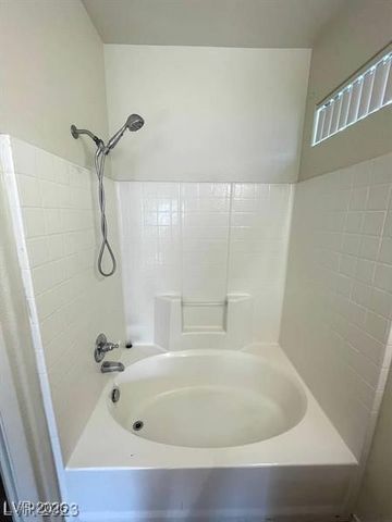 6316 BEIGE BLUFF Street 201, North Las Vegas, NV 89081