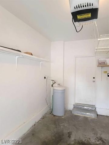 6316 BEIGE BLUFF Street 201, North Las Vegas, NV 89081