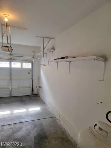 6316 BEIGE BLUFF Street 201, North Las Vegas, NV 89081