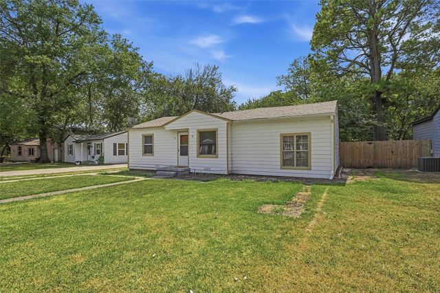 111 Atkinson Drive, Sherman, TX 75092