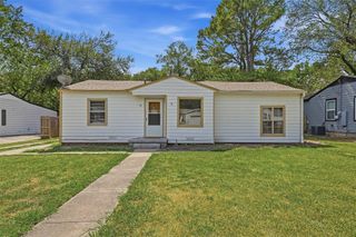 111 Atkinson Drive, Sherman, TX 75092