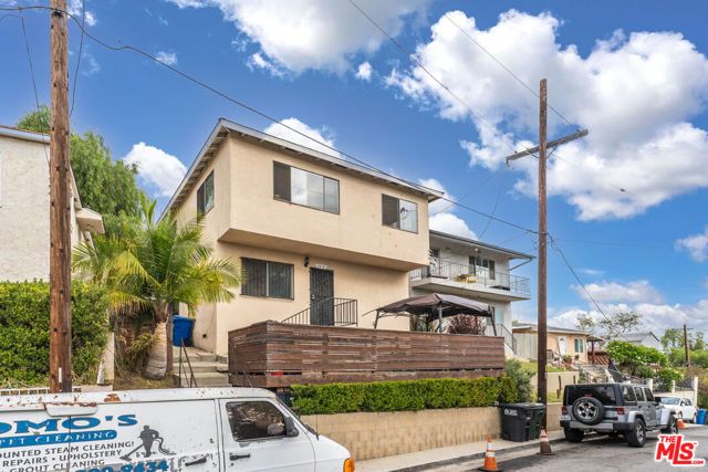 1514 Steele Avenue, Los Angeles, CA 90063