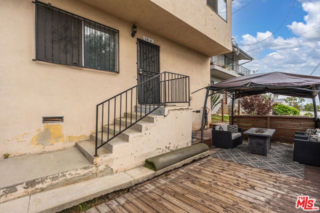 1514 Steele Avenue, Los Angeles, CA 90063
