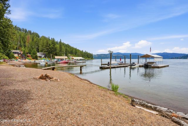 1300 W Glory RD, Worley, ID 83876