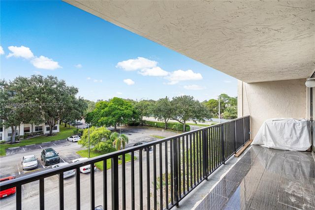 6195 Rock Island Rd 413, Tamarac, FL 33319