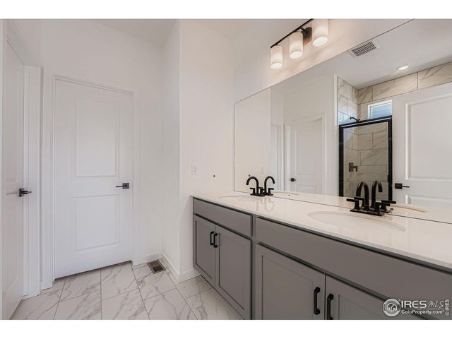 204 Sugar Beet Ln, Berthoud, CO 80513