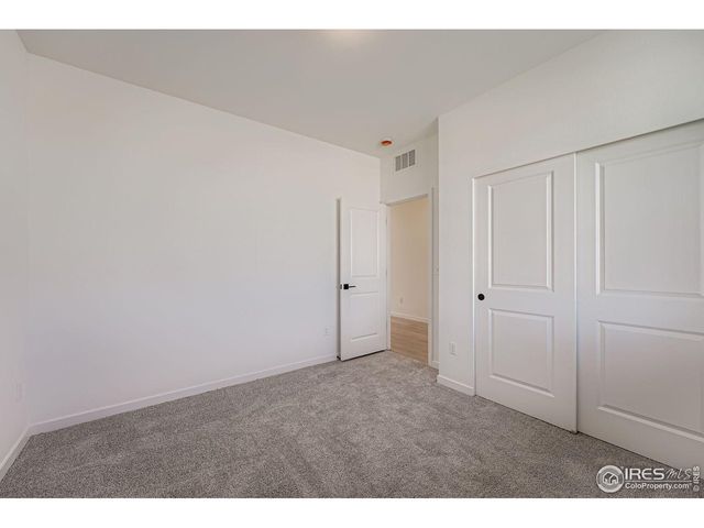 204 Sugar Beet Ln, Berthoud, CO 80513