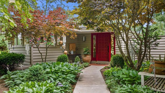 2536 Green Haze AVENUE, Mount Pleasant, WI 53406