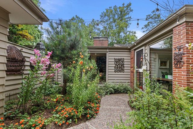 2536 Green Haze AVENUE, Mount Pleasant, WI 53406