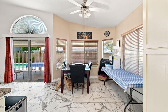 8371 W VILLA RITA Drive, Peoria, AZ 85382
