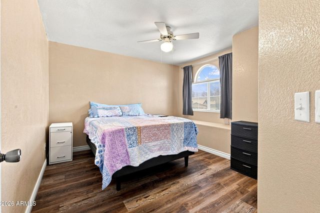 8371 W VILLA RITA Drive, Peoria, AZ 85382