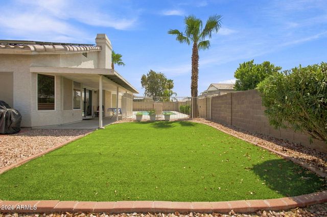 8371 W VILLA RITA Drive, Peoria, AZ 85382