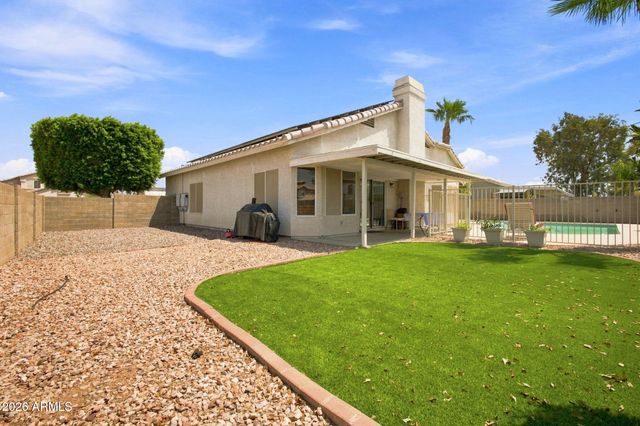 8371 W VILLA RITA Drive, Peoria, AZ 85382