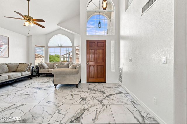 8371 W VILLA RITA Drive, Peoria, AZ 85382