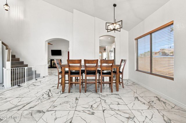 8371 W VILLA RITA Drive, Peoria, AZ 85382