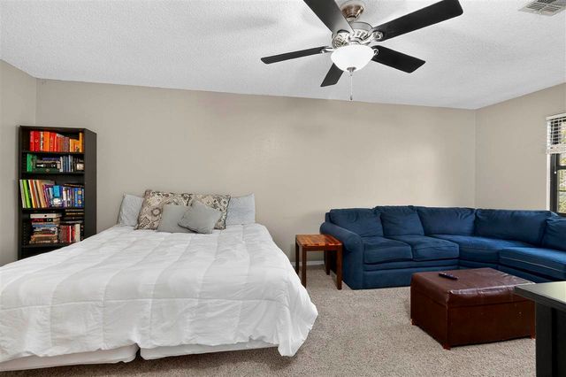 3035 NE Stratford Cir, Lawton, OK 73507