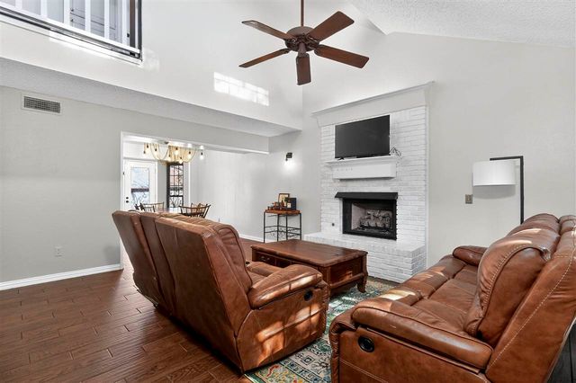 3035 NE Stratford Cir, Lawton, OK 73507