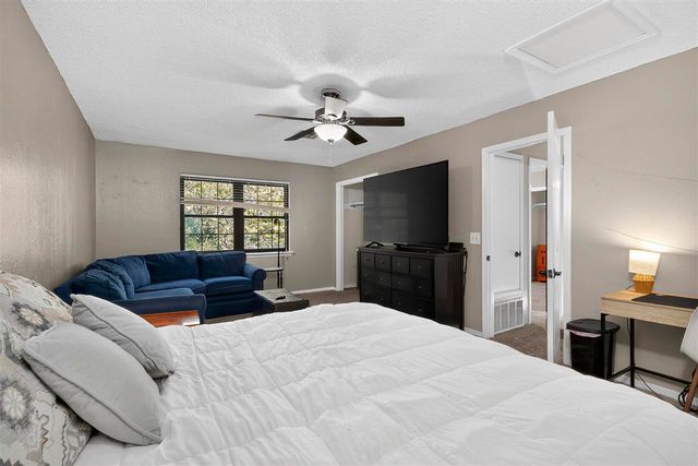 3035 NE Stratford Cir, Lawton, OK 73507