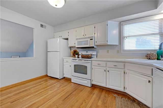 15768 Horton Court, Overland Park, KS 66223