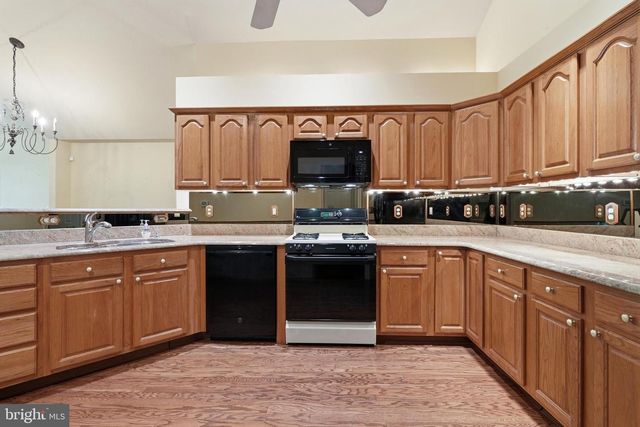 185 LIONS GATE CIR, Souderton, PA 18964