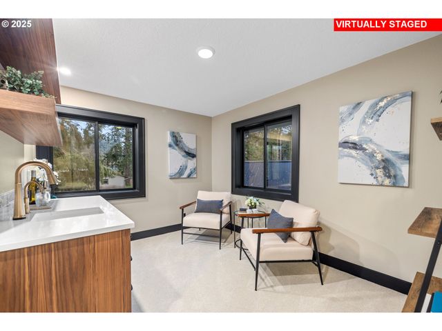 6057 PEACEFUL Ln, Silverton, OR 97381