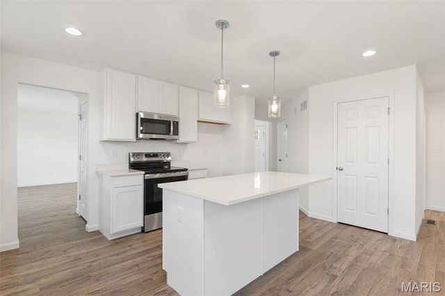 406 Yellow Rose Court, Wentzville, MO 63385