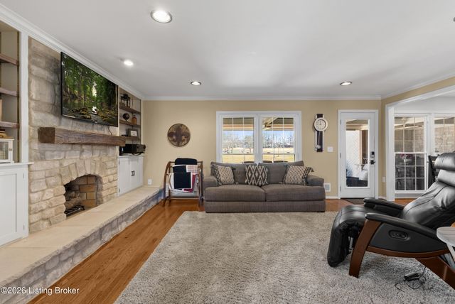 301 S Lyndon Ln, Louisville, KY 40222