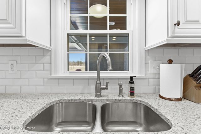 301 S Lyndon Ln, Louisville, KY 40222