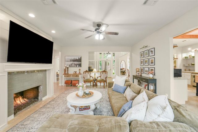 15610 Township Glen Lane, Cypress, TX 77433