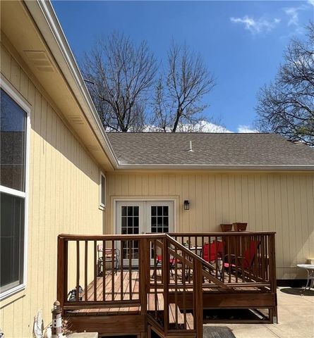 24431 139th Street, Leavenworth, KS 66048