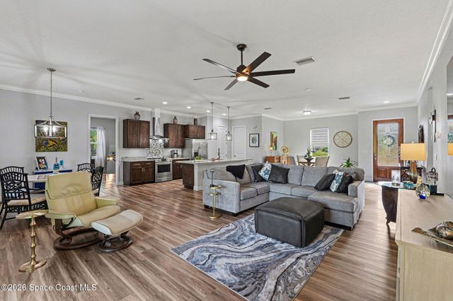 3270 Quantum Place, Mims, FL 32754