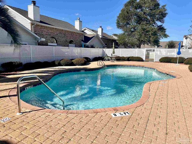 5051 Grande Dr L5, Pensacola, FL 32504