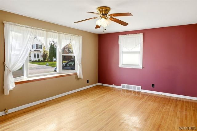 180 Mcconkey Drive, Tonawanda, NY 14223