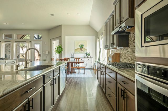 2021 Bear Creek DR, Leander, TX 78641