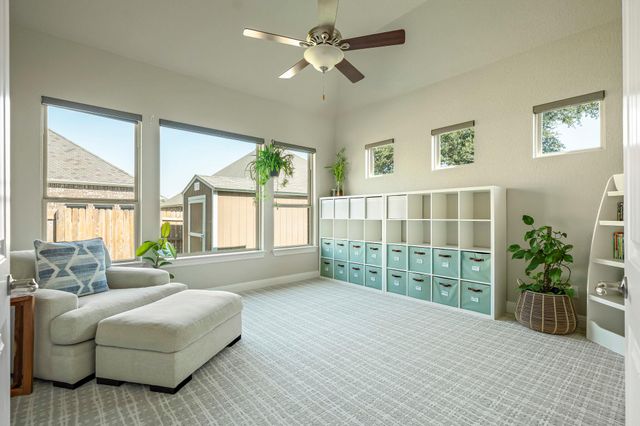 2021 Bear Creek DR, Leander, TX 78641