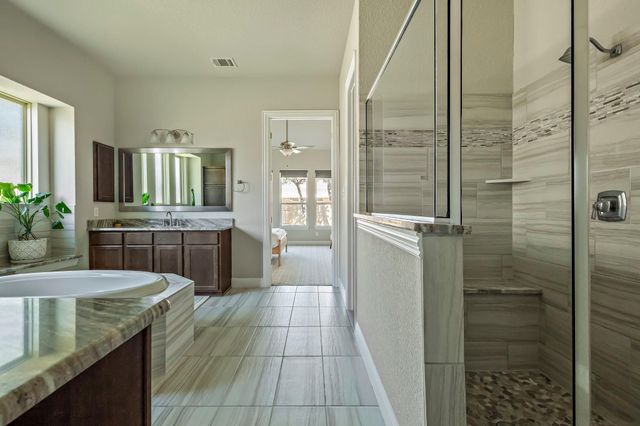 2021 Bear Creek DR, Leander, TX 78641