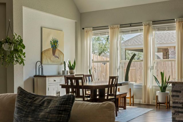 2021 Bear Creek DR, Leander, TX 78641