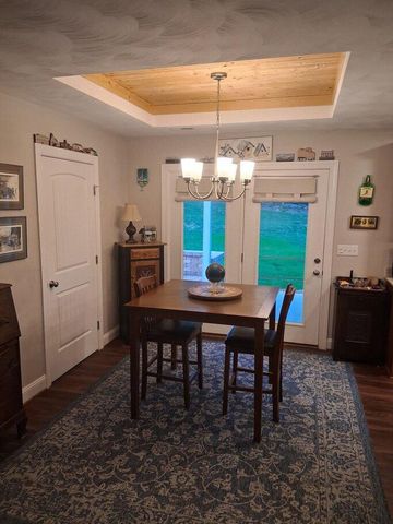 2348 E Ruritan RD, Roanoke, VA 24012