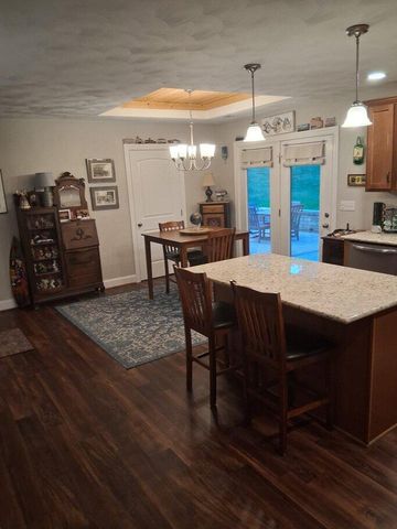 2348 E Ruritan RD, Roanoke, VA 24012