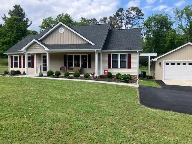 2348 E Ruritan RD, Roanoke, VA 24012