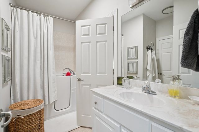 2521 Pennington Bend Rd Apt 206, Nashville, TN 37214