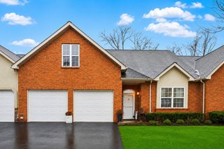 2521 Pennington Bend Rd Apt 206, Nashville, TN 37214