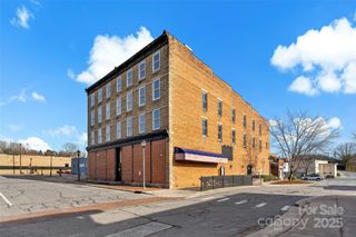 45 Depot Street, Marion, NC 28752